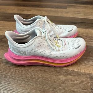 HOKA KAWANA BARELY WORN